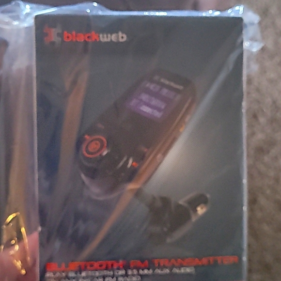 FM Car Transmitter - Picture 1 of 2